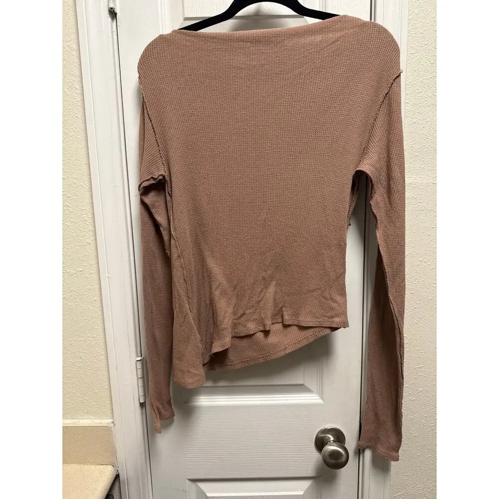 Free People We The Free Beige Waffle Knit Long Sleeve Ruched Shirt Size Large